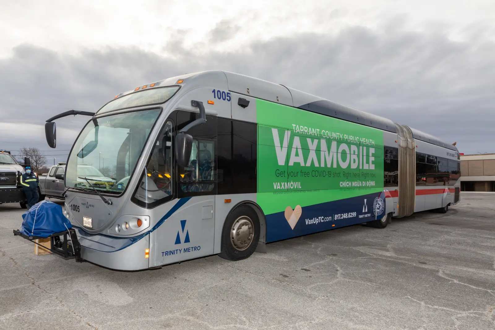 Vaxmobile Exterior