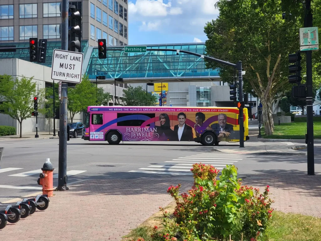 Harriman-Jewell Bus